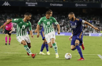 周四004 欧罗巴焦点战:皇家贝蒂斯VS费耶诺德 西甲技术流对决荷甲进攻狂潮