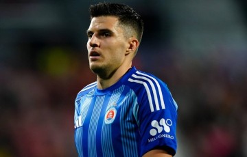 喜讯!浙江队敲定欧冠级别中场神将,19场6球3助攻,中超争冠或变天