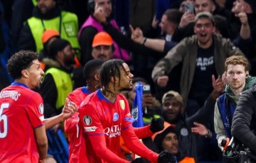 2场狂轰8球！欧冠卫冕冠军状态爆棚，超级门将神勇表现9次神扑零失球