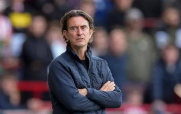 1夜6大官宣-丁丁登陆意甲,热刺签约弗兰克萨内赴土超,曼城第5签