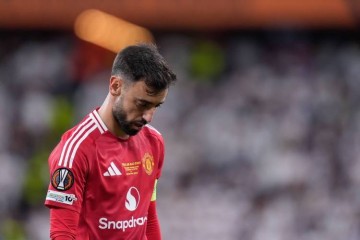 麦克托米奈多次拯救曼联被弃，逆袭成意甲MVP，拉爵还出售B费吗？