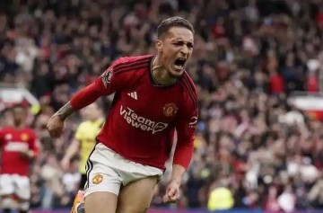 德尼尔森看好西蒙尼成为弗格森,红魔的环境误导了安东尼