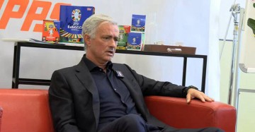 桑乔欲降薪加盟尤文，曼联与意甲豪门视频谈判进行中