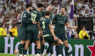 正义终将胜利!曼城力挫皇马成功复仇,银河战舰14人应战仍难阻败局