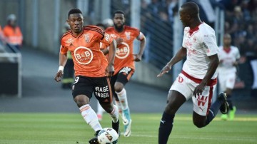 法甲中游卡位白热化!洛里昂主场迎战里尔,谁能抢占欧战资格先机?