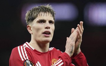 意甲转会最新动态:米兰签下两名新后卫,国际米兰面临转会难题