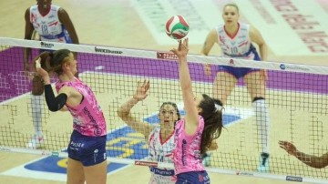 意甲决赛开门红！朱婷18分，科内利亚诺3-2险胜米兰