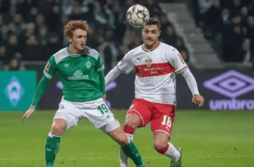 法甲焦点战:斯特拉斯堡主场死磕巴黎圣日耳曼,黑马能否掀翻豪门?