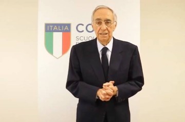 时任意足协主席谈电话门:剥夺尤文意甲冠军合理,但不该授予国米