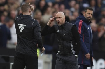 曼联怪圈:一种当代的“表演主义”与后现代“输学”