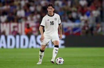 16岁新援+青训冷遇!穆帅拒曼联?这转费会操作太迷了!