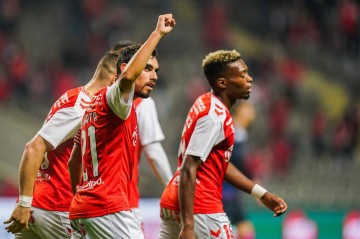 欧罗巴生死局:尼斯主场迎战布拉加,法甲困兽对决葡超利刃