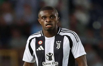 尤文图斯瞄准AC米兰后防补强，欲借鉴意甲冠军赛季的成功经验