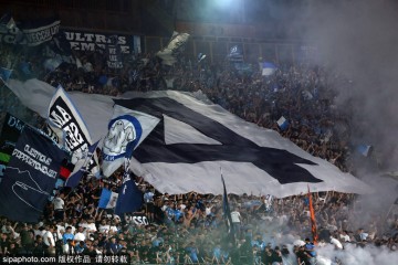 五大联赛冠军:巴萨那不勒斯近3年2次登顶 利物浦英超称王