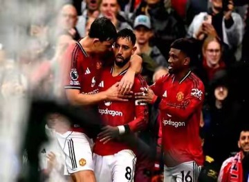 1亿镑+70万周薪!曼联“兽腰”要去沙特?这笔转会藏着3个残酷现实