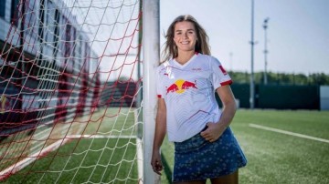 哈兰德青训女队友:他以前有点皮,很高兴看到他还是从前那个少年