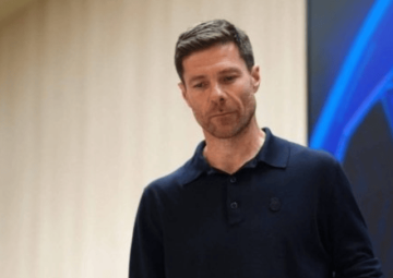 皇马主帅还没过关!2天后西甲非胜不可,输球或走人,2巨星能救他