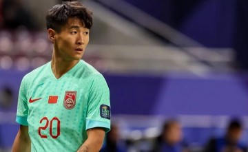 成都蓉城王牌队长开办青训营,成功两位本土核心转会法甲梅斯,韦世豪回应