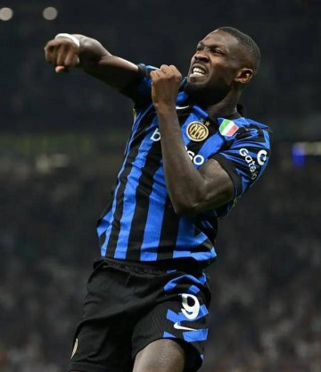 国际米兰动荡:主帅离队,头号射手面临转会风波