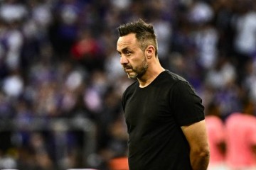 马赛4-0大胜洛里昂,德泽尔比:以谦逊与雄心迎战皇马