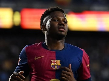 欧冠历史最年轻进球者榜单公布,亚马尔排第二,一人纪录保持22年