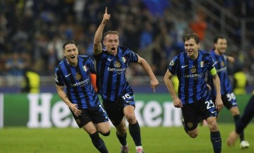 纽卡斯尔联队重磅:报价国米中场悍将,曾在欧冠绝杀巴萨!