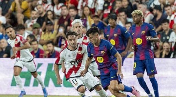 巴萨西甲关键战陷被动！痛批亚马尔，加维亚一战封神！