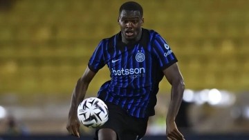 疯了!1.3亿欧转会豪赌+8轮5胜,阿森纳真能终结19年冠军荒?