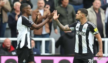 足坛冷门一夜!意甲冠军1-2爆冷,纽卡1-1热刺,马竞0-1输球