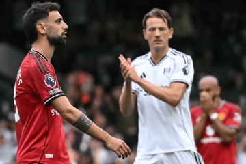 和裁判置气,B费罚丢点球!铁卫造乌龙,曼联1-1富勒姆一胜难求