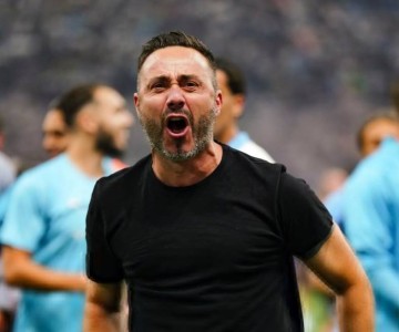 欧冠0-3完败后仅1天!曝德泽比尔主动辞职,穆里尼奥让马赛损失惨重