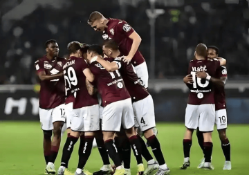 周日003意甲保级战:萨索洛残阵主场破局?克雷莫纳客场哑火难寻胜机