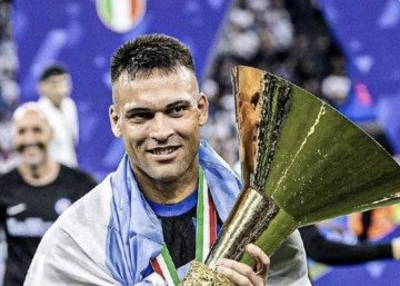 15场不败!拜仁让德甲冠军没悬念了?英超“神操作”竟成最强助攻