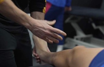 立功了!U23亚洲杯前:英超团队为徐彬治好脚伤加特训10天