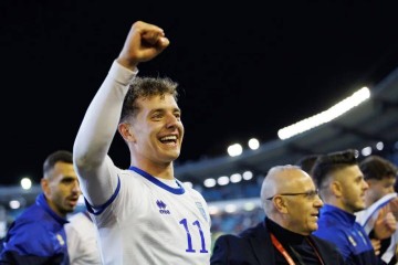 莱万接班人?巴萨相中德甲1米91神锋开赛7场独造7球