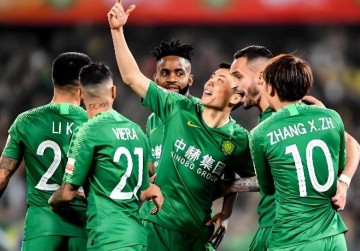 国安刚在足协杯拿到冠军，就提前官宣跟新奥古斯托签订大合同，曾是德甲狼堡队核心+被俱乐部辟谣