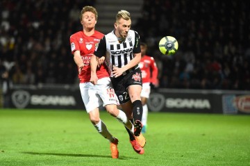 法甲欧战冲刺 VS 保级泥潭!里尔主场狂轰,昂热伤病潮下能守平吗?