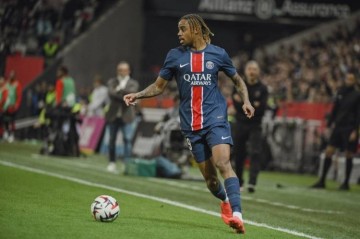 记者：利物浦等队有意巴尔科拉，巴黎要价1亿欧且要球员要求离队