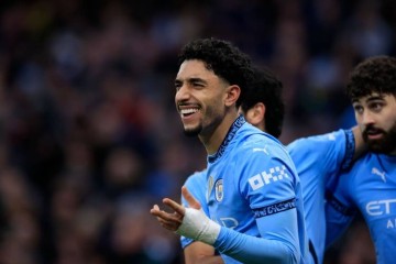 吉拉西7轮进球荒!图片报:多特考虑买前锋但难承担马尔穆什薪资