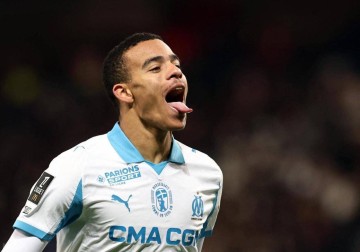 格林伍德惊艳远射破门!马赛核心26场独造26球领跑法甲