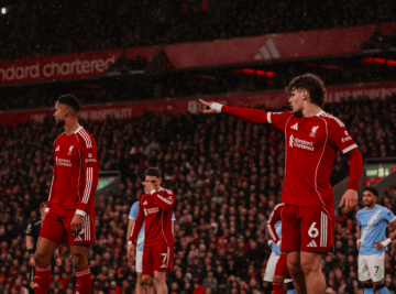 8场狂赚9000万英镑!英媒曝利物浦无缘欧冠将损失2亿英镑,斯洛特将被解雇