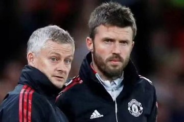 砸 1 亿欧!曼联瞄准西甲天才中场,为卡里克量身打造重建核心