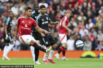 朗尼克炮轰曼联！6000万欧卡塞米罗成反面教材，拉特克利夫被点名警告