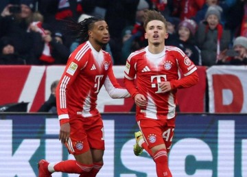 0-2到6-2!德甲霸主神奇逆袭,23岁天才踢疯了:独造5球太犀利