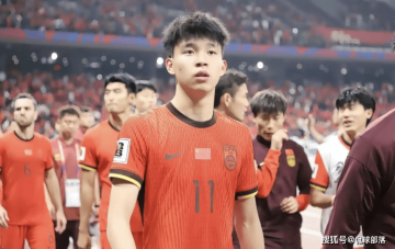 就在刚刚,2月4日晚上,传来王钰栋留洋消息,一家德甲豪门发邀约