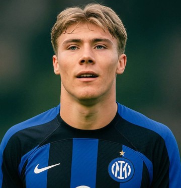 国米或直接买断霍伊伦德，但曼联需降价到4000万！球员已同意加盟