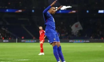 姆巴佩26岁冲击三大射手王!国家队将超越吉鲁,世界杯PK梅西