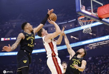 勇士酣畅胜利夜却现疑云 巴特勒意外伤退后果揪心?