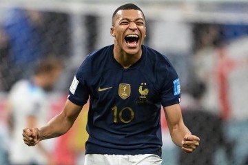 西里略预测登贝莱成为欧冠MVP,“神龟”阻碍大巴黎的发展