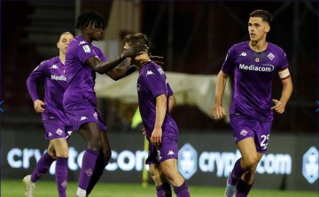 足坛悲喜一夜!那不勒斯反弹登顶,尤文图斯意外平局,巴黎稳健大胜